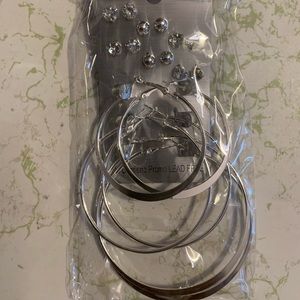 9 pair of earrings